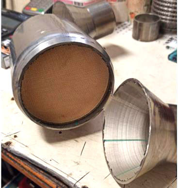 comprar Catalisador de três vias 300 CPI | Sistema de purificação de exaustão automotiva | Atende aos padrões EURO 6 Fabricação em linha