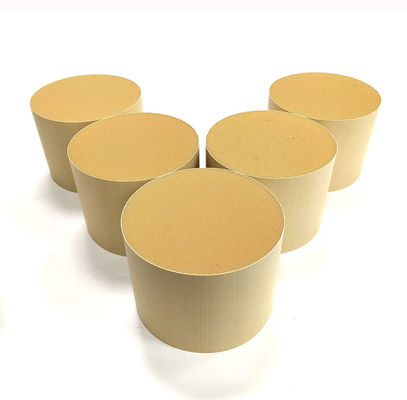 comprar 300 CPSI Euro 3 Substrato SCR de Honeycomb Cerâmico Produtor de Conversor Catalitico Fabricação em linha