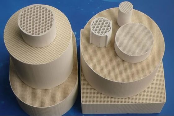 comprar Favo de mel cerâmico 101.6mm do conversor catalítico do filtro do catalizador de 300 Cpsi Fabricação em linha