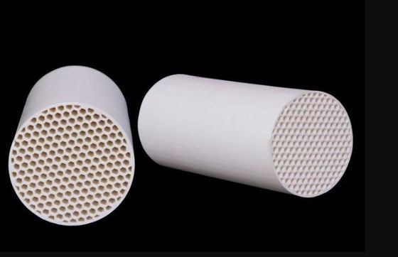 comprar 600 dos carros cerâmicos do catalizador da exaustão de Cpsi catalizadores automotivos da purificação do gás de exaustão Fabricação em linha