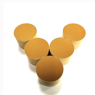 Conversor catalítico automático certificado EURO2 Estrutura de favo de mel de cerâmica Compativel com motor de gasolina